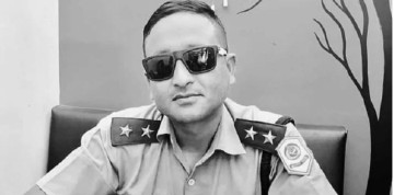 बसको ठक्करबाट घाइते भएका ट्राफिकका सई टोपबहादुर खत्रीको मृत्यु